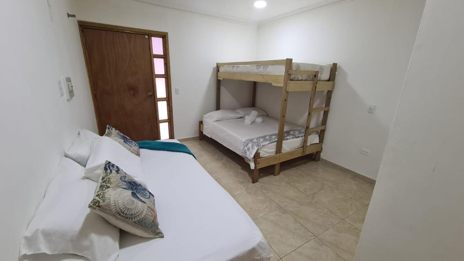 Janeth's Place Apartment *